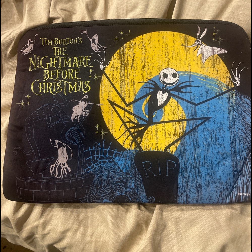 The Nightmare Before Christmas Reversible Laptop Sleeve